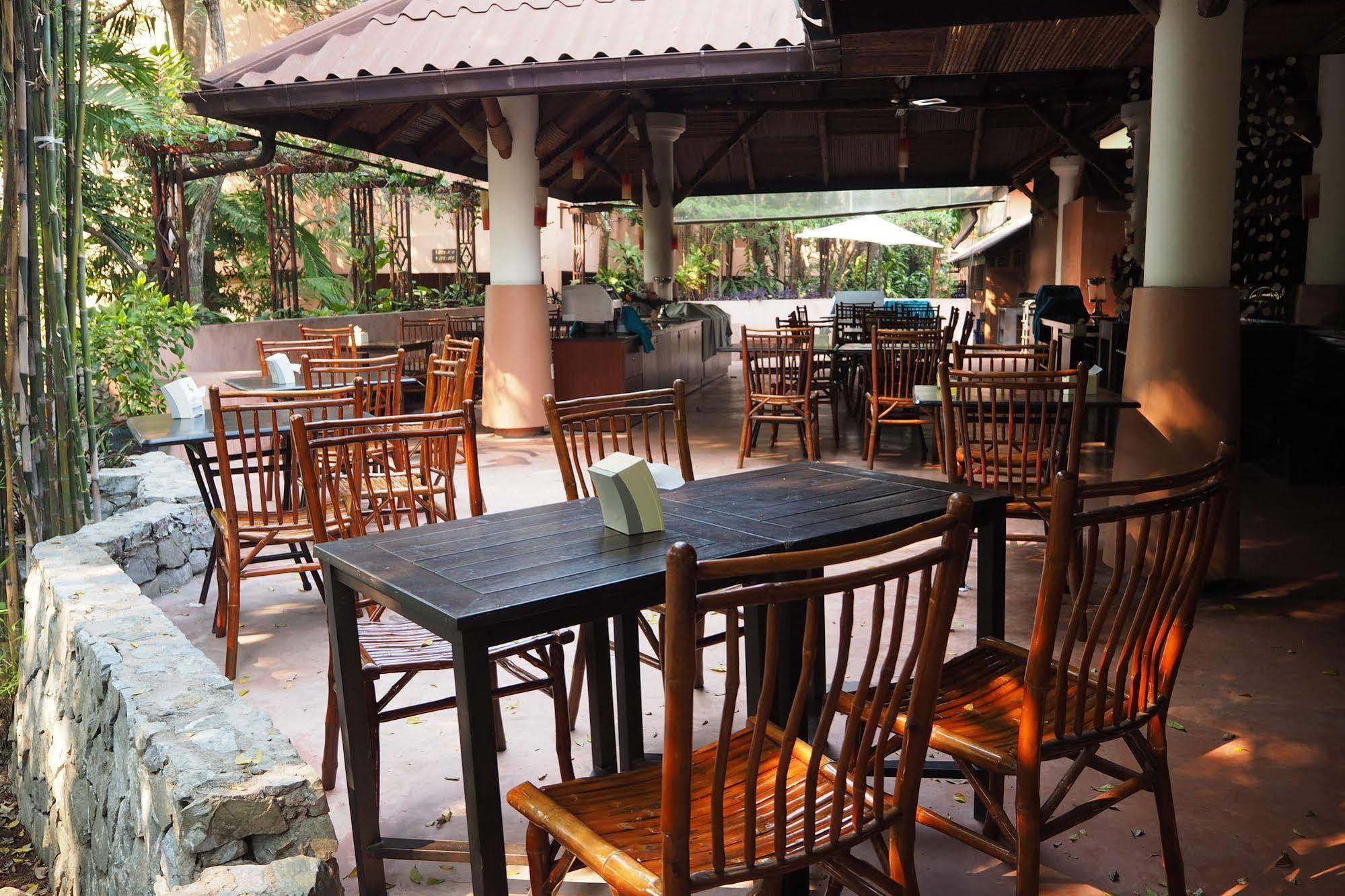Loma Resort & Spa Pattaya Exterior foto